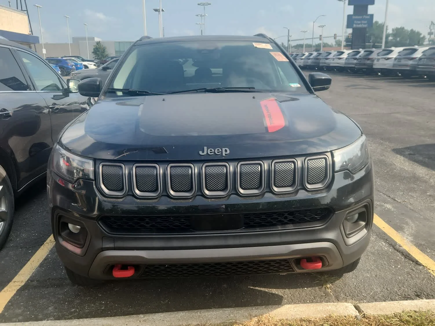 Used 2022 Diamond Black Crystal Pearlcoat Jeep Trailhawk image 2