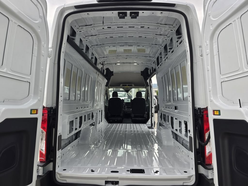 New 2026 Oxford White Ford XL image 30