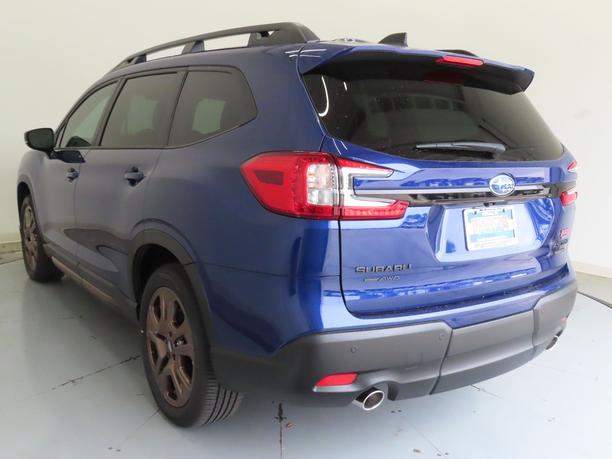 New 2026 SAPPHIRE BLUE PEARL Subaru Limited Bronze Edition 7-Passenger image 6
