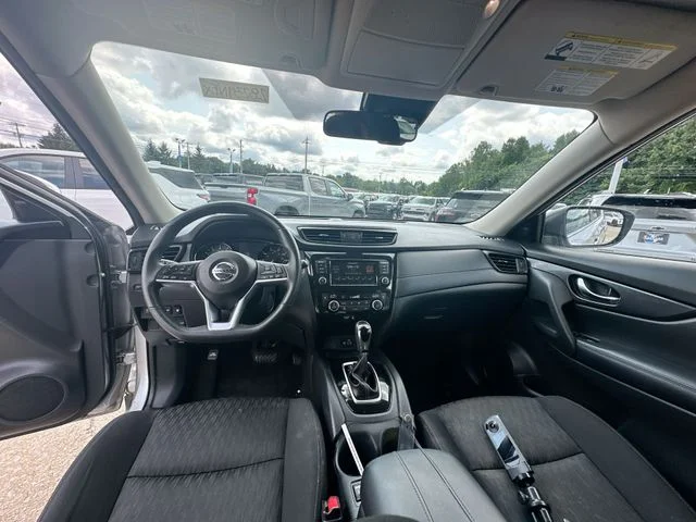 Used 2019 Silver Nissan SV image 21