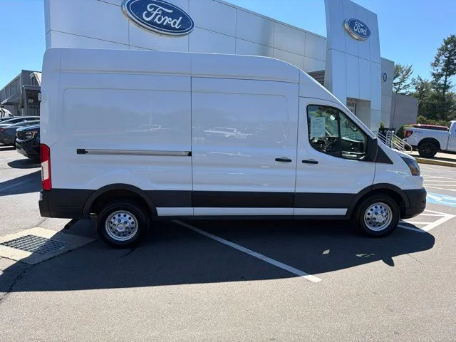 Used 2023 White Ford Base image 9