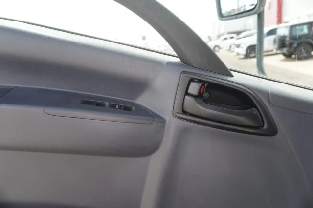 Used 2024 Arc White Chevrolet 1WT image 15