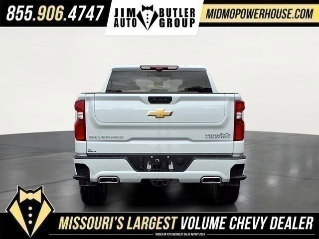 New 2026 Polar White Tricoat Chevrolet High Country image 4