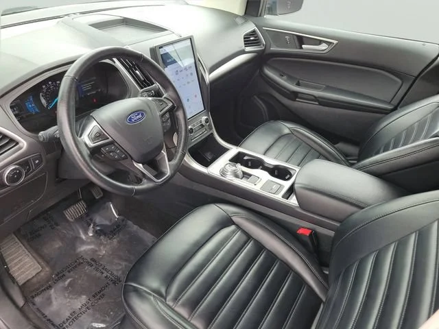 Used 2024 Blue Ford SEL image 22