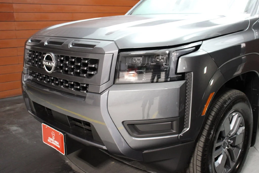 New 2027 Gun Metallic Nissan Crew Cab SV image 3