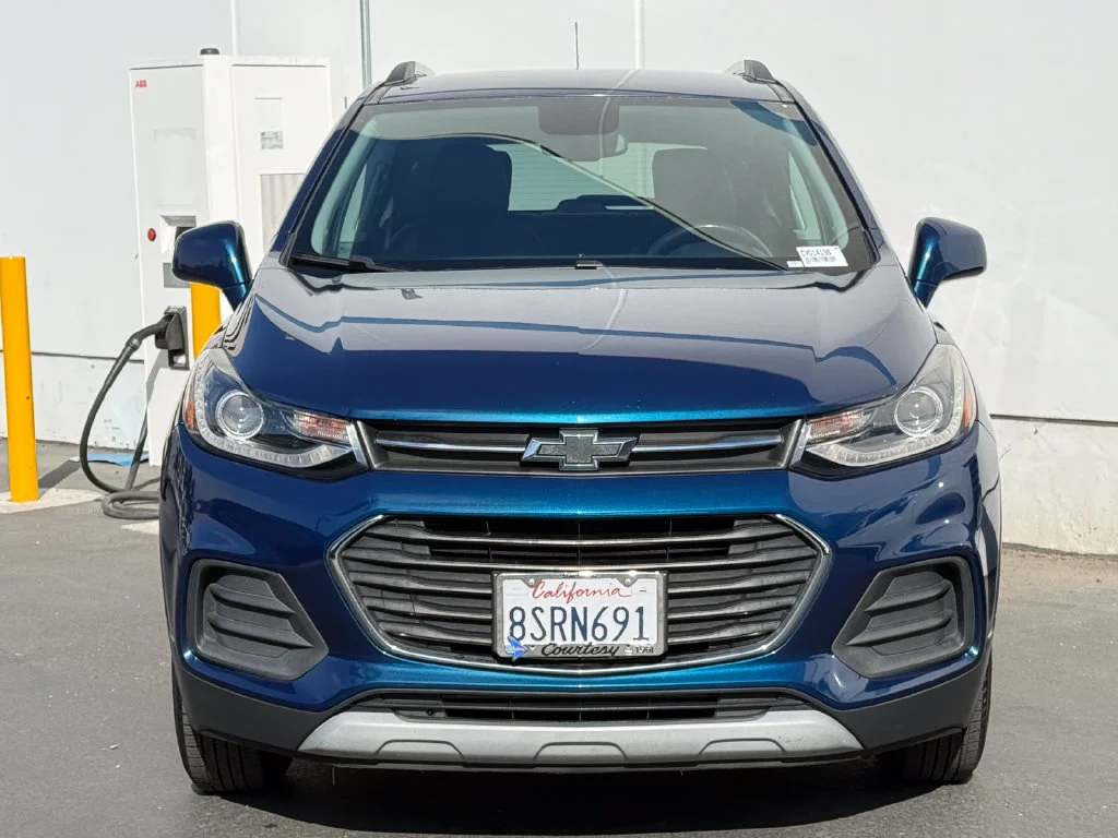 Used 2020 PACIFIC BLUE METALLIC Chevrolet LT image 4