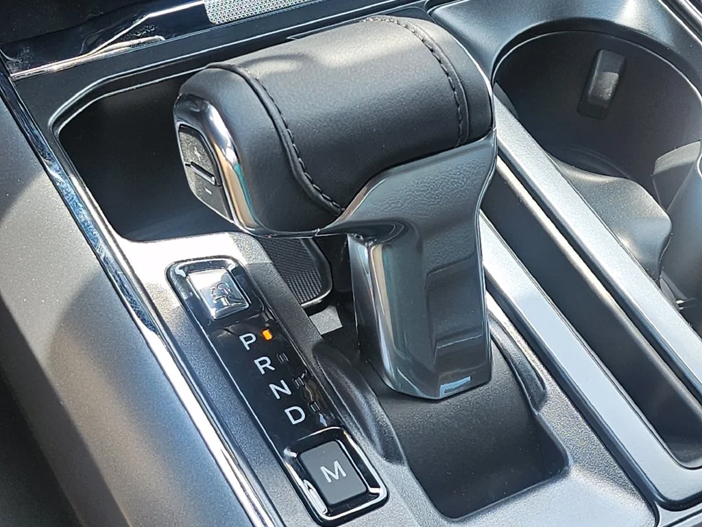 New 2026 Agate Black Metallic Ford Lariat® image 31