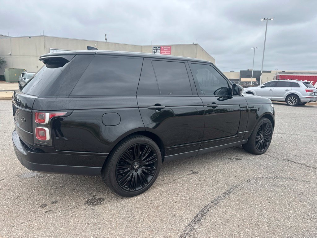 Used 2019 Santorini Black Metallic Land Rover 5.0L V8 Supercharged image 4