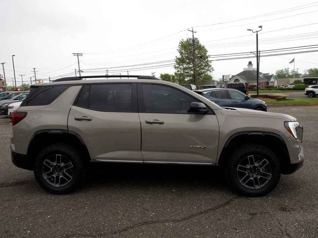 2026 GMC Terrain AT4 - Photo 5