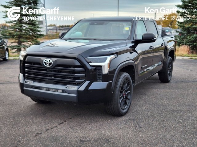 2024 Toyota Tundra 4WD SR5