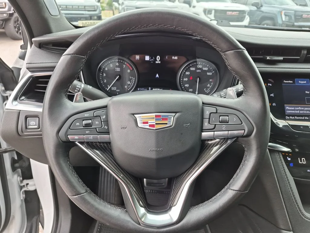 Used 2023 White Cadillac Sport image 23