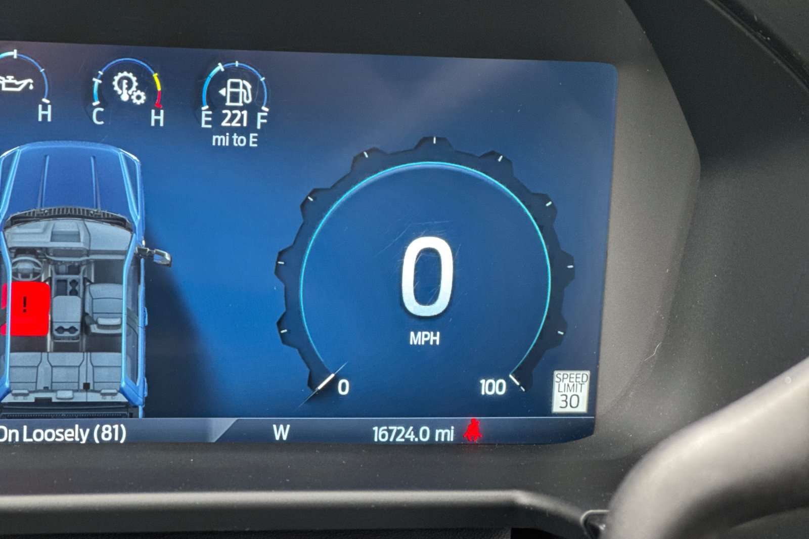 Used 2024 Gray Metallic Ford LARIAT image 27