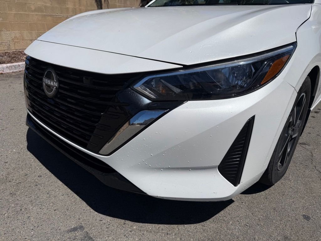 Used 2024 White Nissan SV image 4