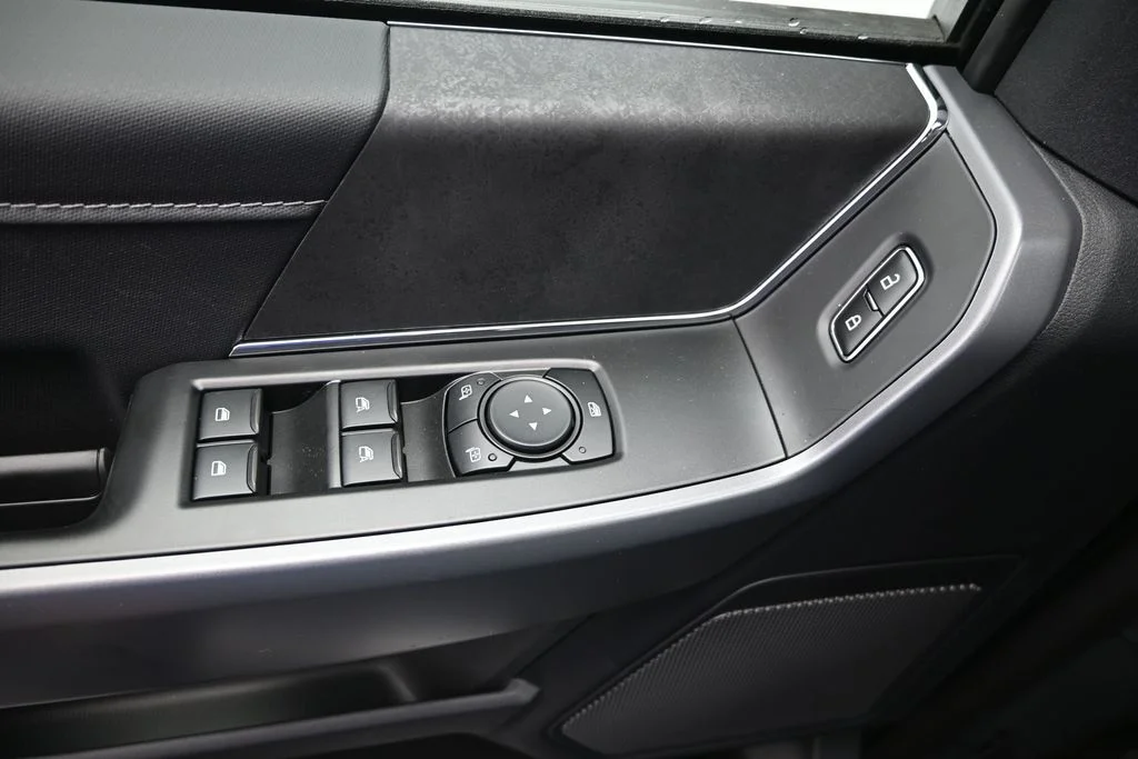 New 2026 Iconic Silver Metallic Ford XLT image 15