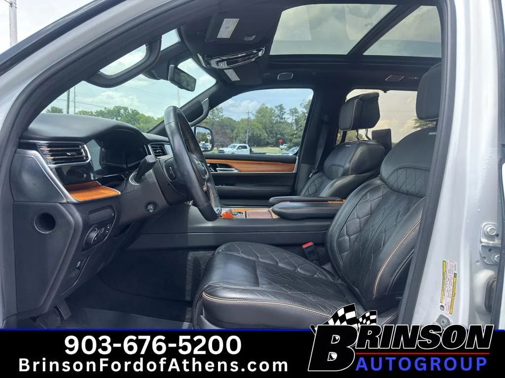 Used 2022 Bright White Clearcoat Jeep Series III image 24