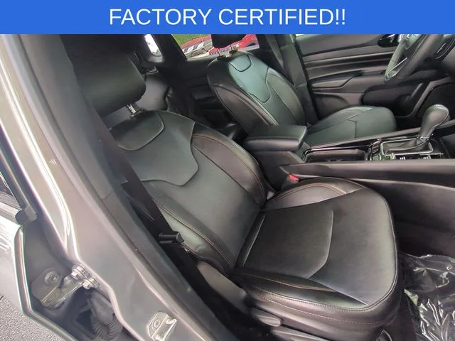 Used 2023 Silver Jeep Limited image 35
