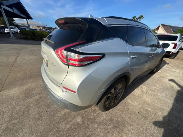 Used 2018 Silver Nissan SV image 7