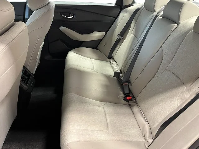 New 2026 Platinum White Pearl Honda LX image 20