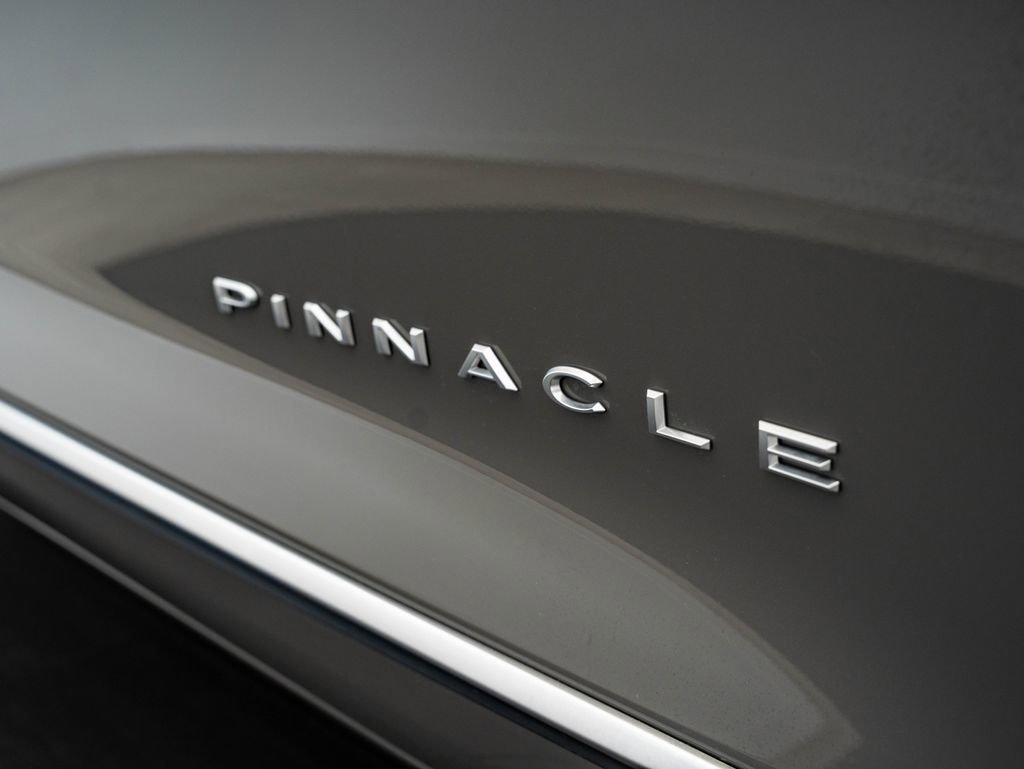Used 2024 Ceramic Gray Clearcoat Chrysler Pinnacle image 20
