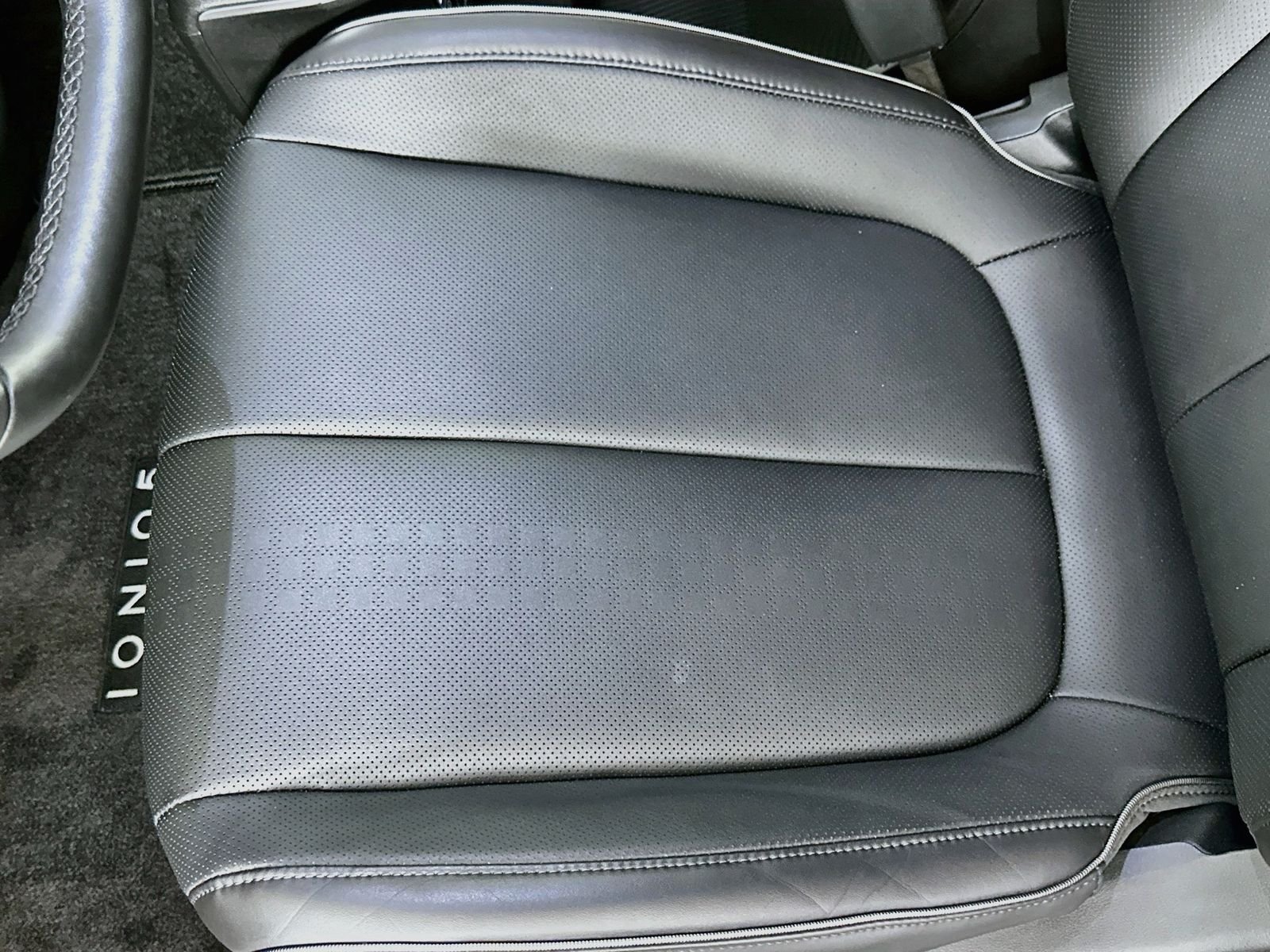 Used 2023 Abyss Black Hyundai SEL image 20