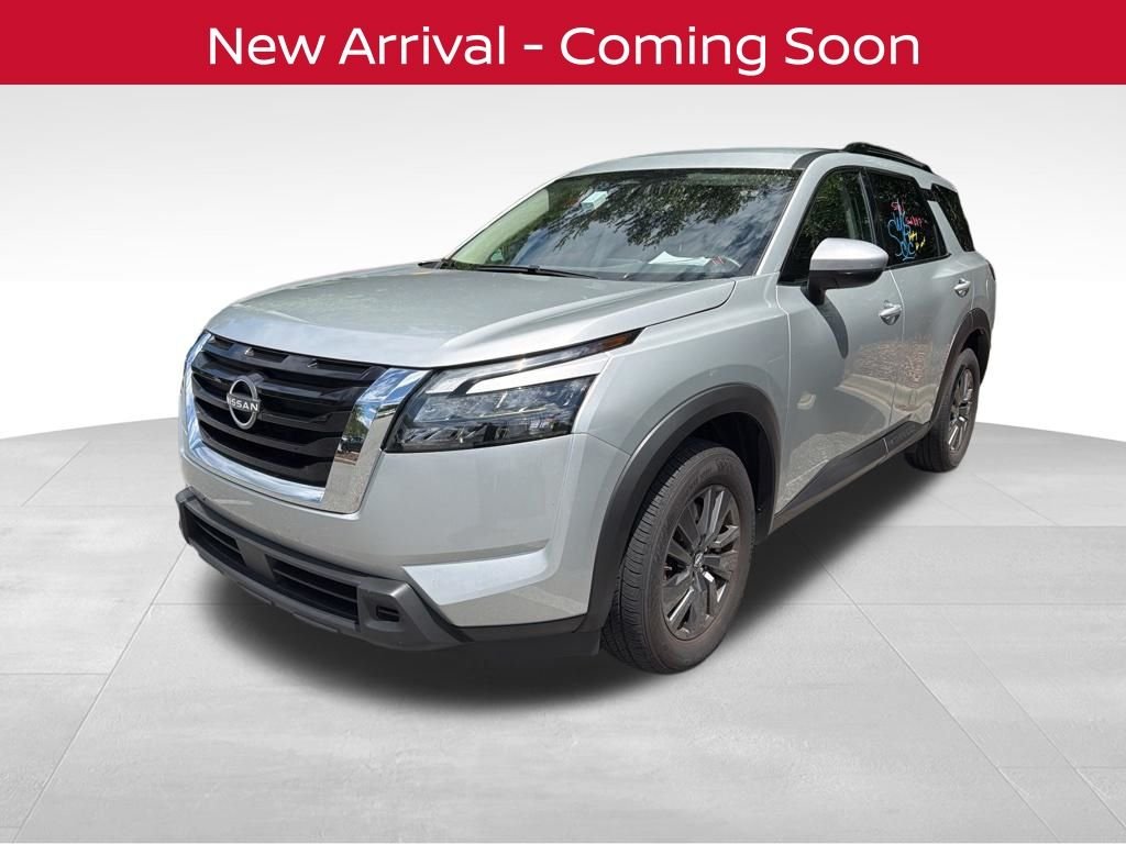 2025 Nissan Pathfinder SV 2WD's photo