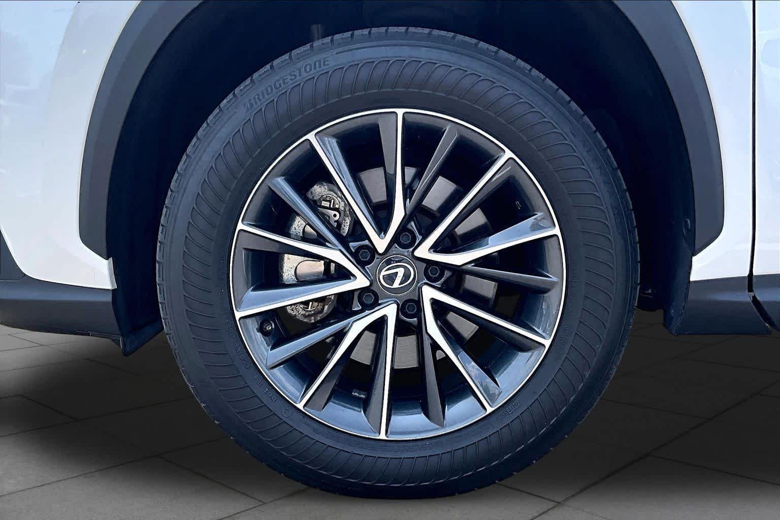Used 2024 Eminent White Pearl Lexus  image 9