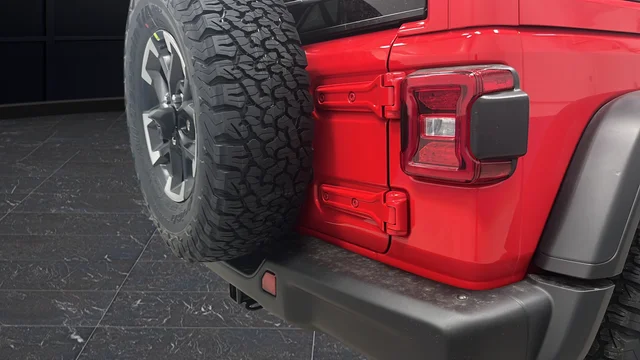 New 2026 Firecracker Red Clear-Coat Exterior Paint Jeep Rubicon image 36