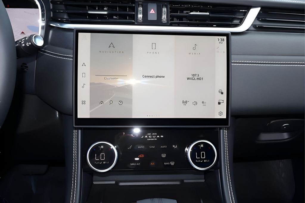 2026 Jaguar F-Pace R-Dynamic S - Photo 20