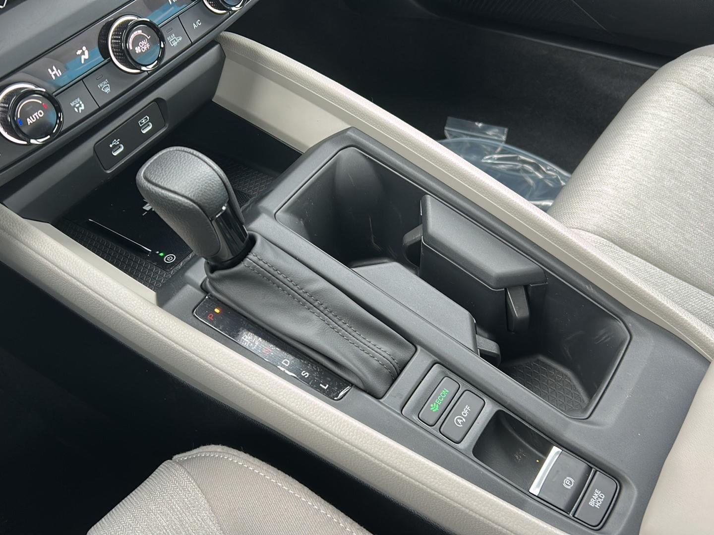 New 2026 Platinum White Pearl Honda SE image 11