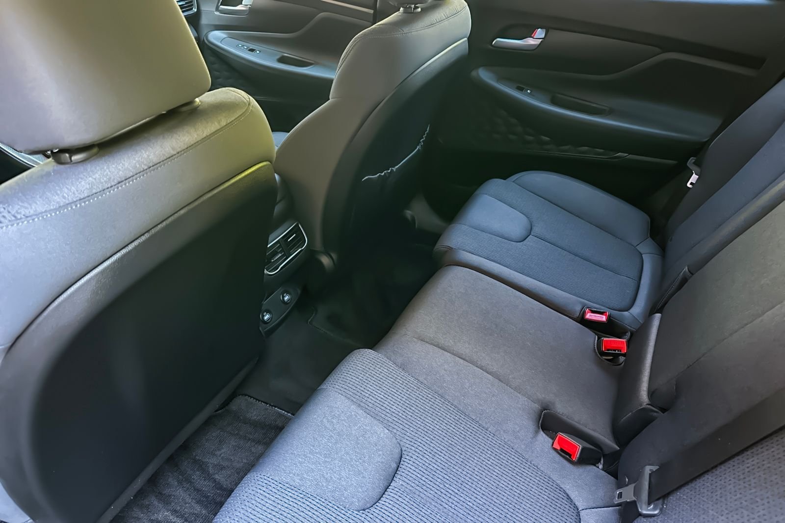 Used 2023 Gray Hyundai SEL image 11
