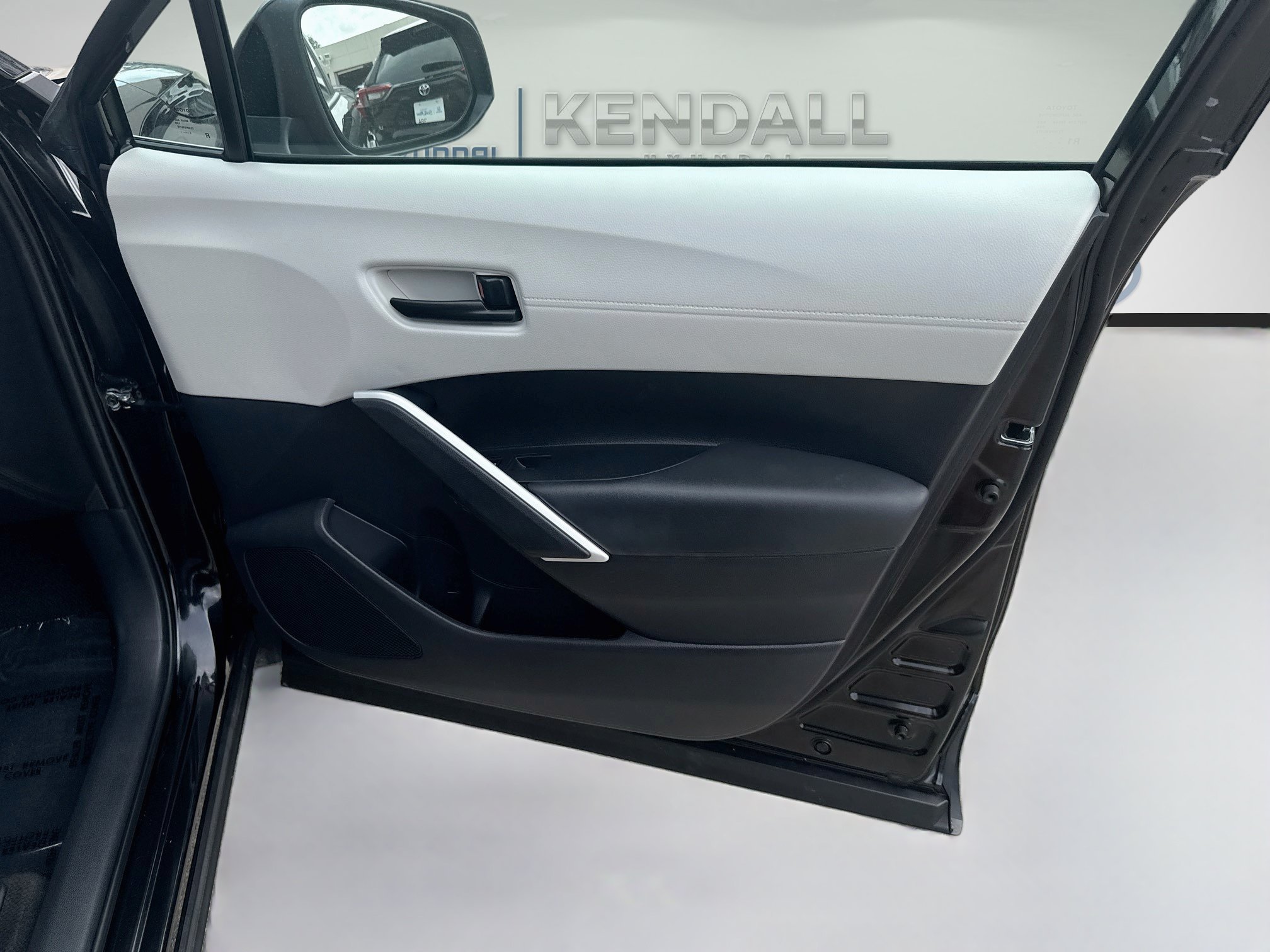 Used 2026 Jet Black Toyota L image 31