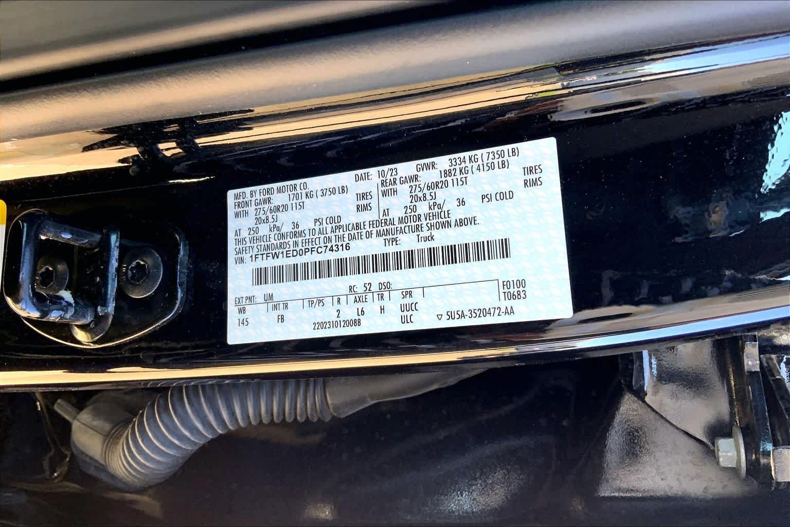 Used 2023 Agate Black Metallic Ford XLT image 34