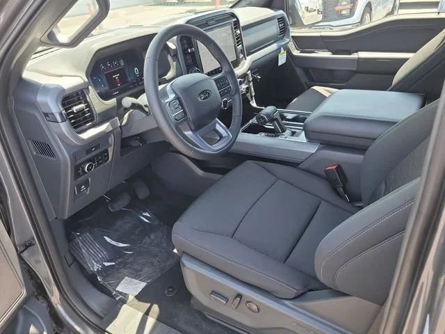 New 2026 Carbonized Gray Metallic Ford XLT image 19