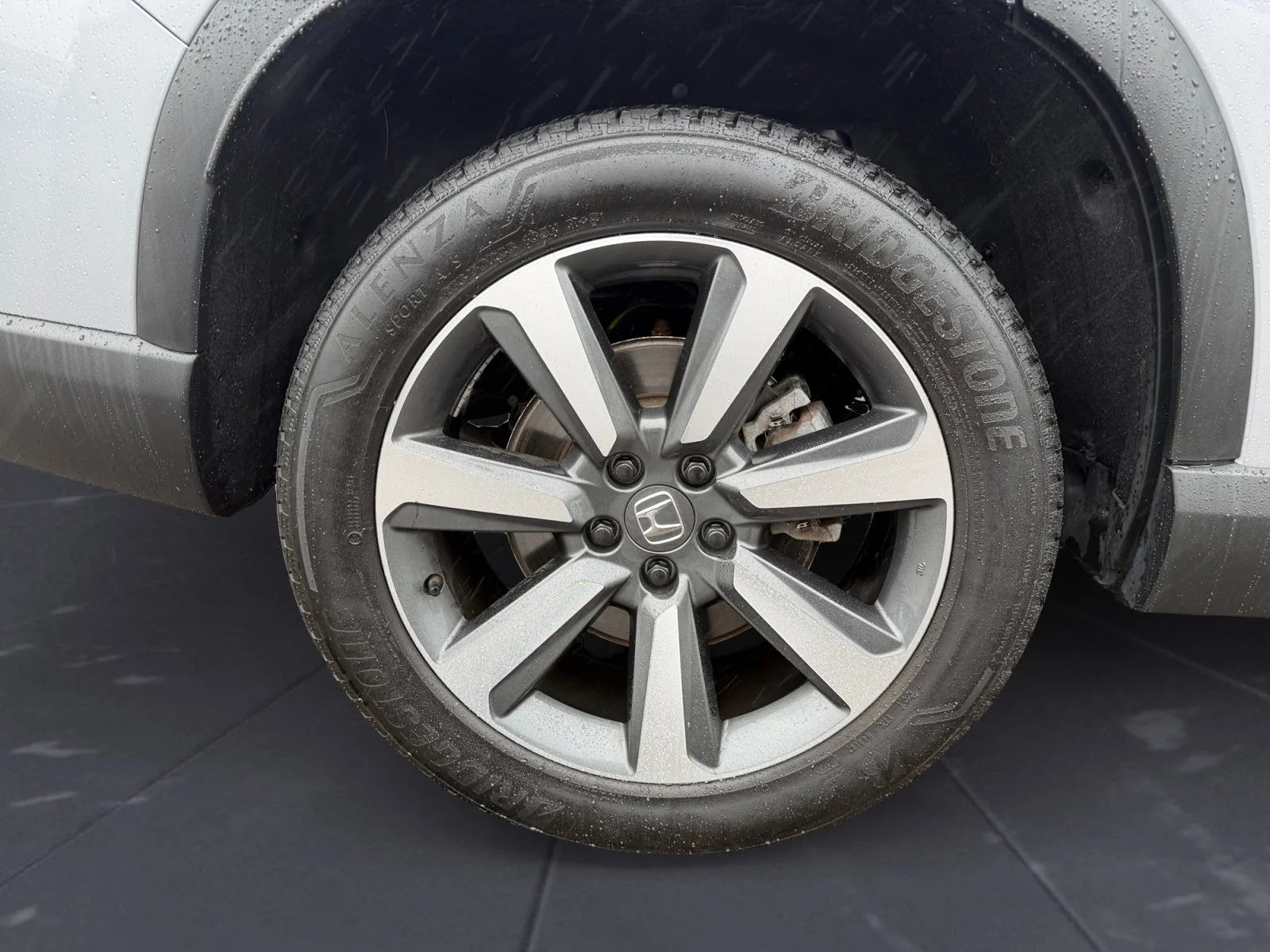 Used 2025 Silver Honda Elite image 47