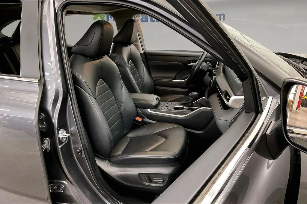 Used 2023 Gray Toyota XLE image 10