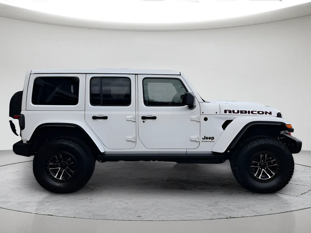 New 2026 Bright White Clear-Coat Exterior Paint Jeep Rubicon X image 6