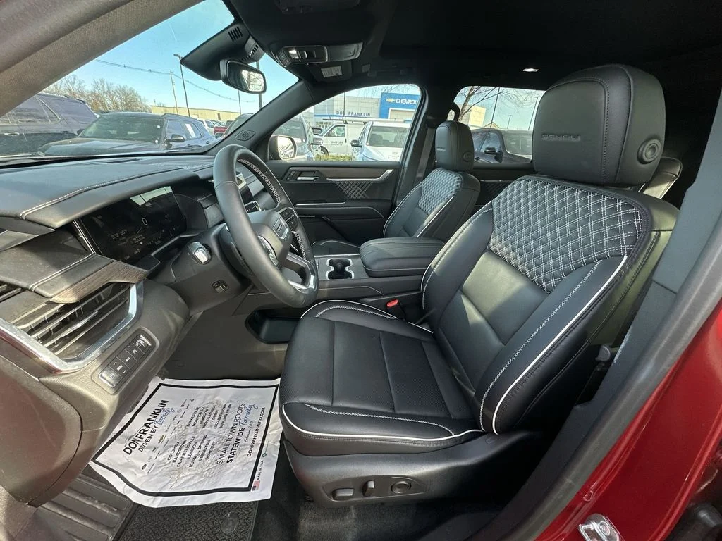Certified Used 2024  GMC Denali image 11
