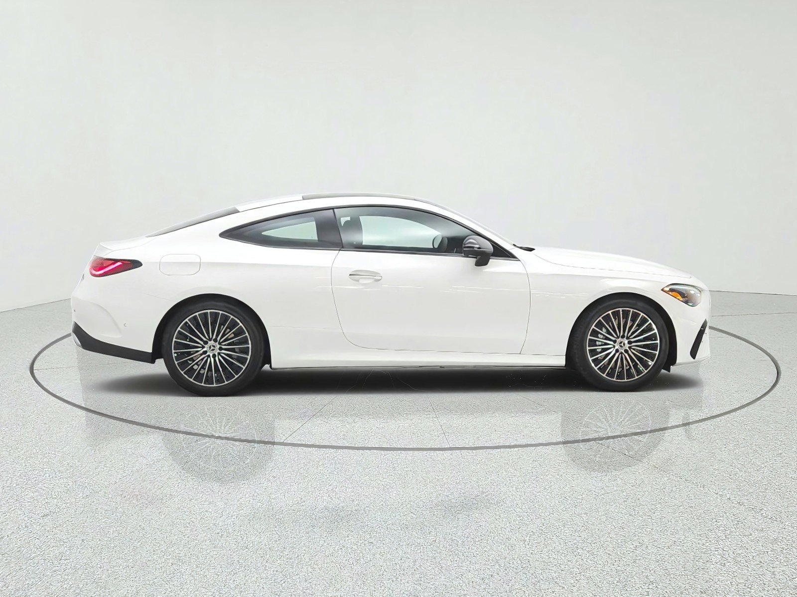 New 2027 Polar White Mercedes-Benz CLE 450 4MATIC® Coupe image 4