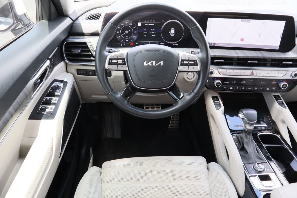 Used 2023 White Kia SX Prestige image 25