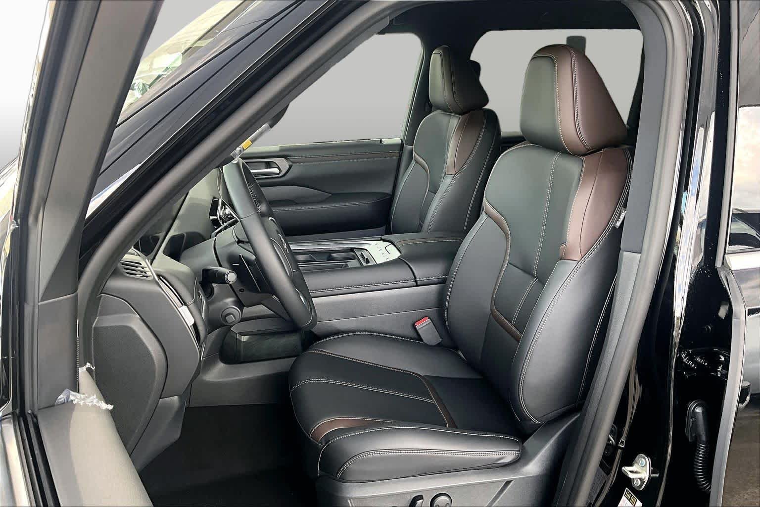 New 2026 Super Black Nissan SL image 15