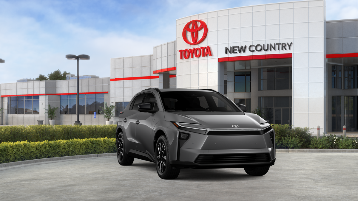 New 2026 Heavy Metal Toyota XLE image 16