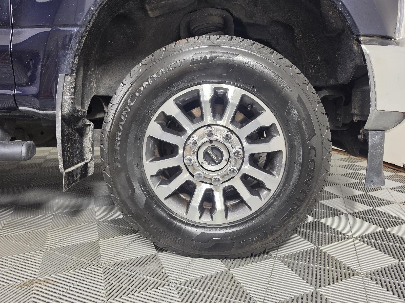 Used 2022 Antimatter Blue Ford LARIAT image 12