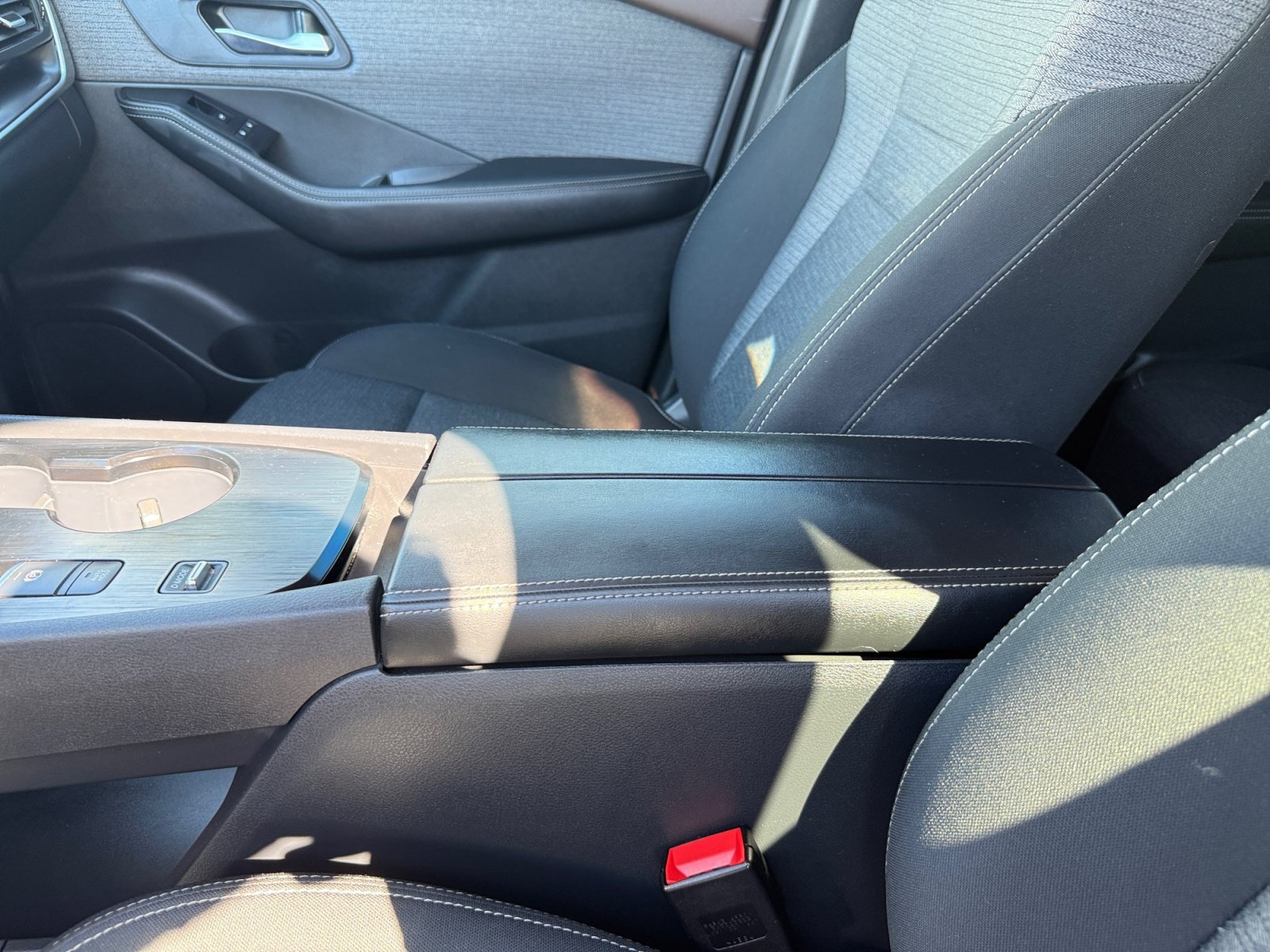 Used 2023 Super Black Nissan SV image 14