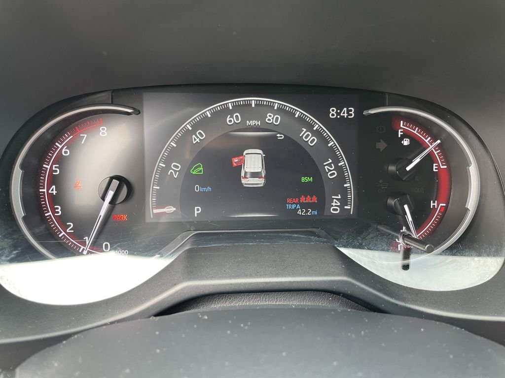 Used 2023 White Toyota Adventure image 21