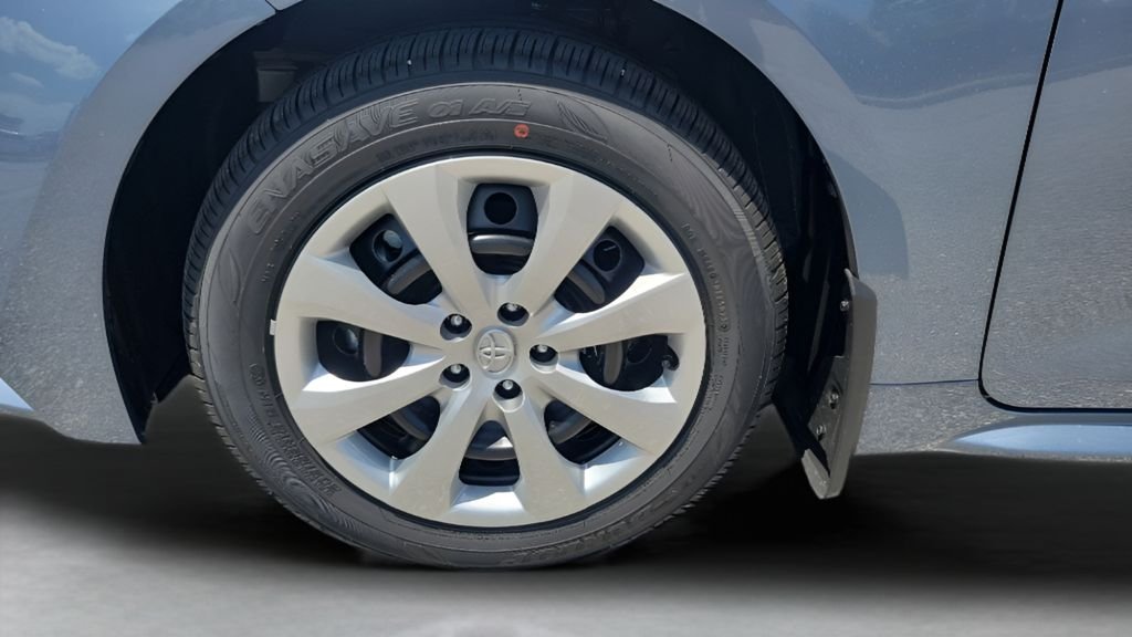 New 2026 Celestite Toyota  LE image 32