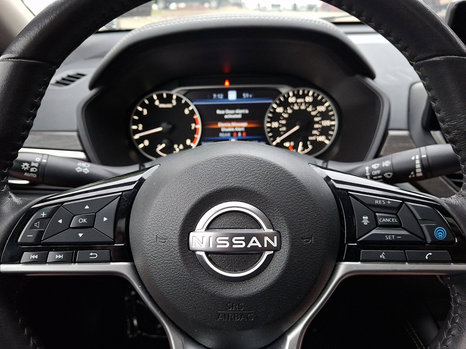 Used 2023 Super Black Nissan 2.5 SV image 19