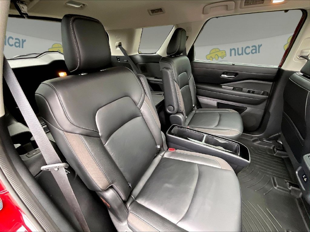 Used 2022 Scarlet Ember Tintcoat/Super Black Nissan SL image 15