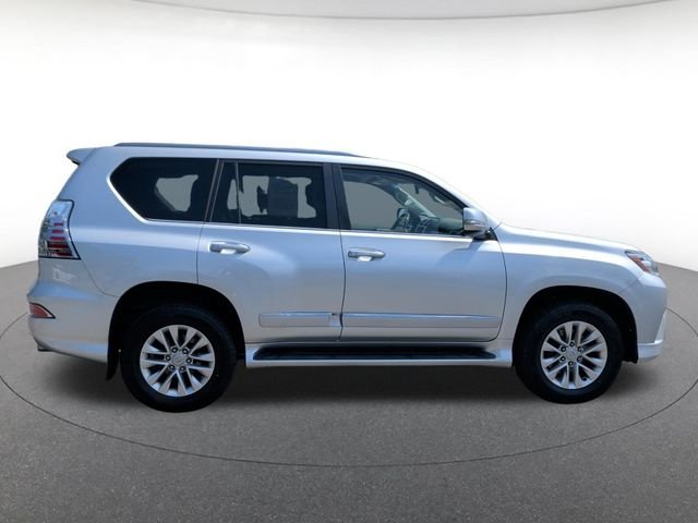 Used 2018 Silver Lexus 460 image 6