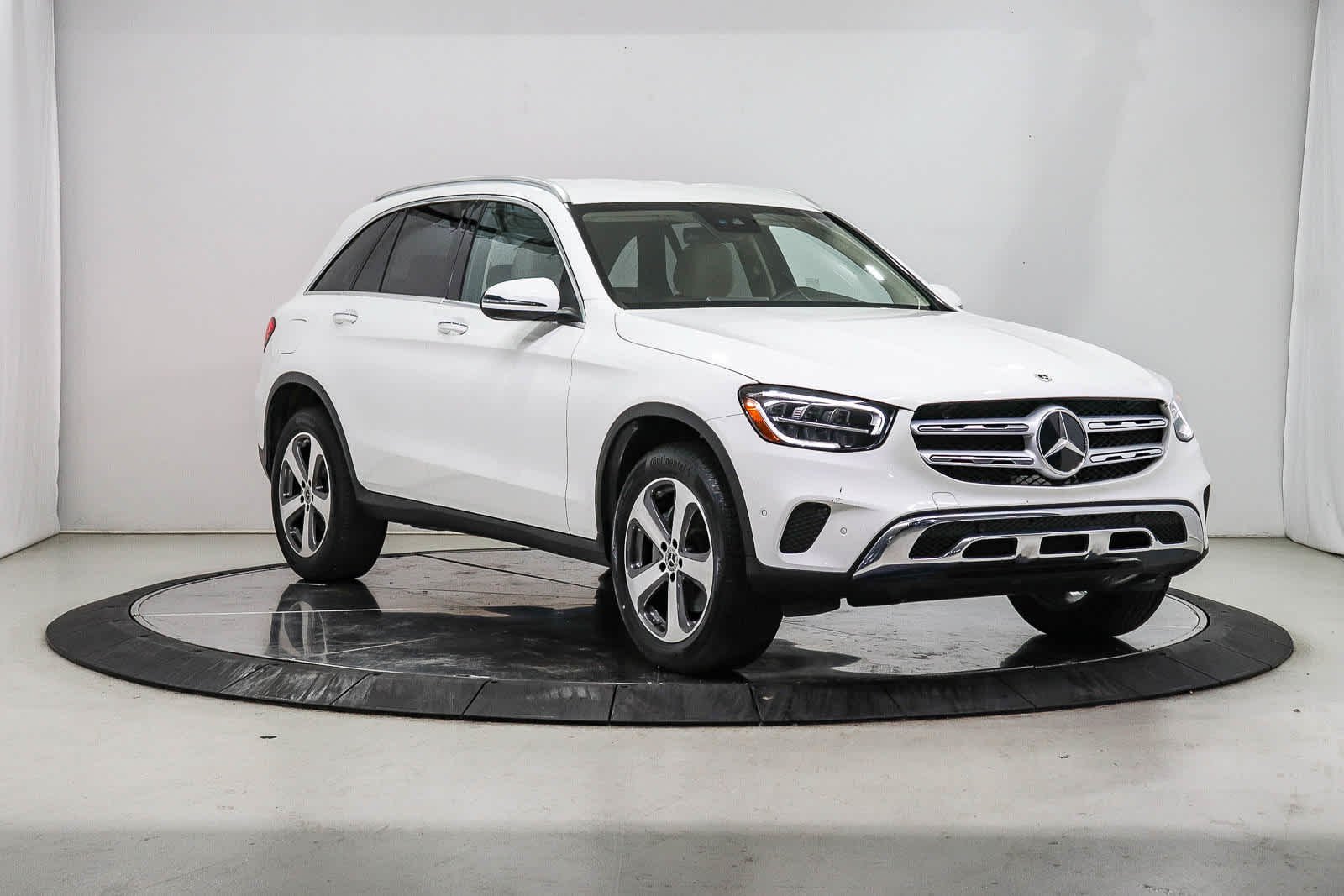Used 2022 Polar White Mercedes-Benz GLC 300 image 5