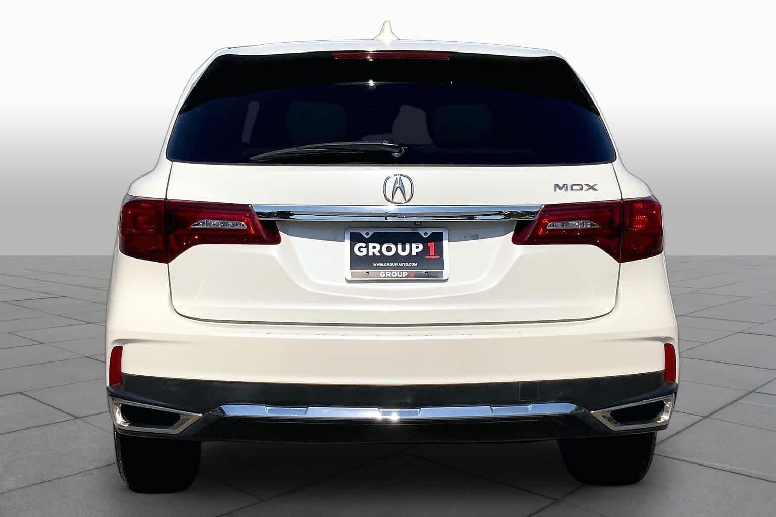 Used 2019 White Diamond Pearl Acura  image 4